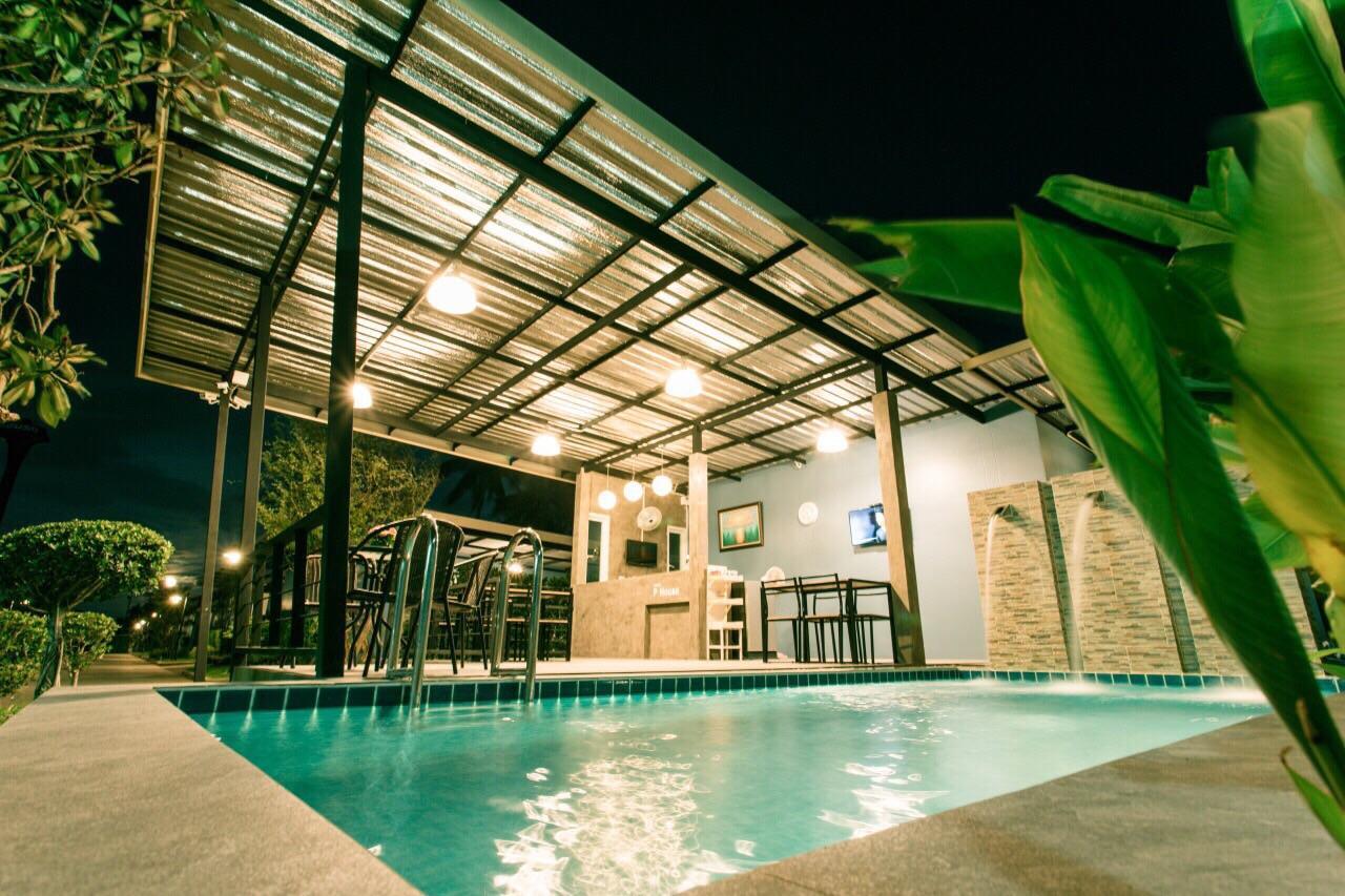 P House Motel Kanchanaburi Exterior photo
