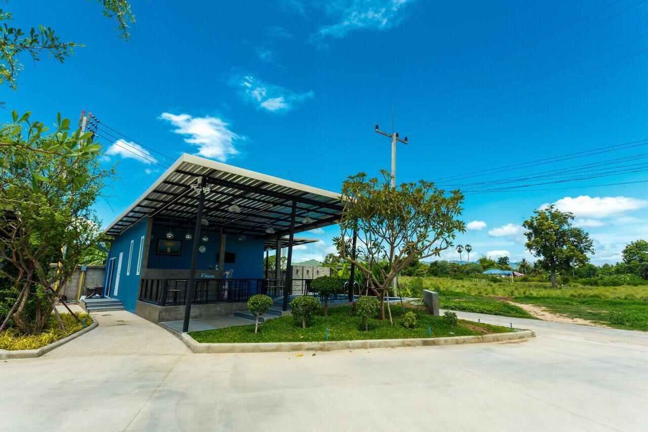 P House Motel Kanchanaburi Exterior photo